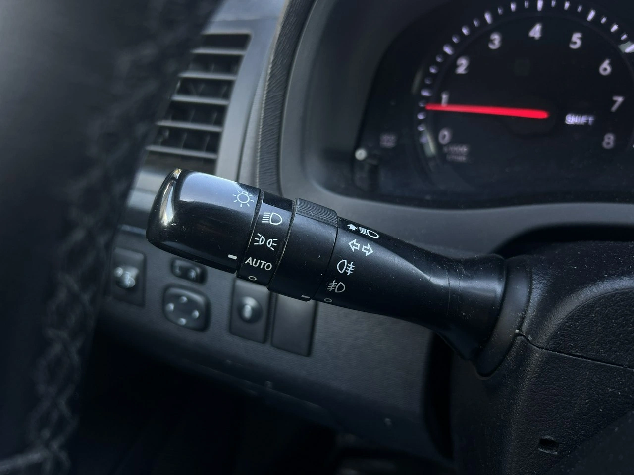 Toyota Avensis - Zdjęcie 18