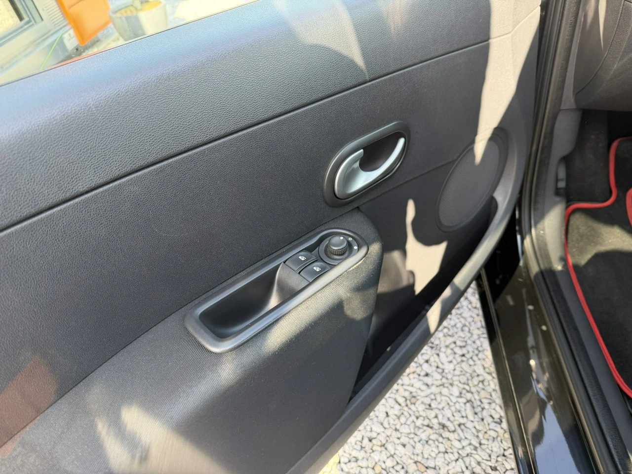 Renault Clio - Zdjęcie 13