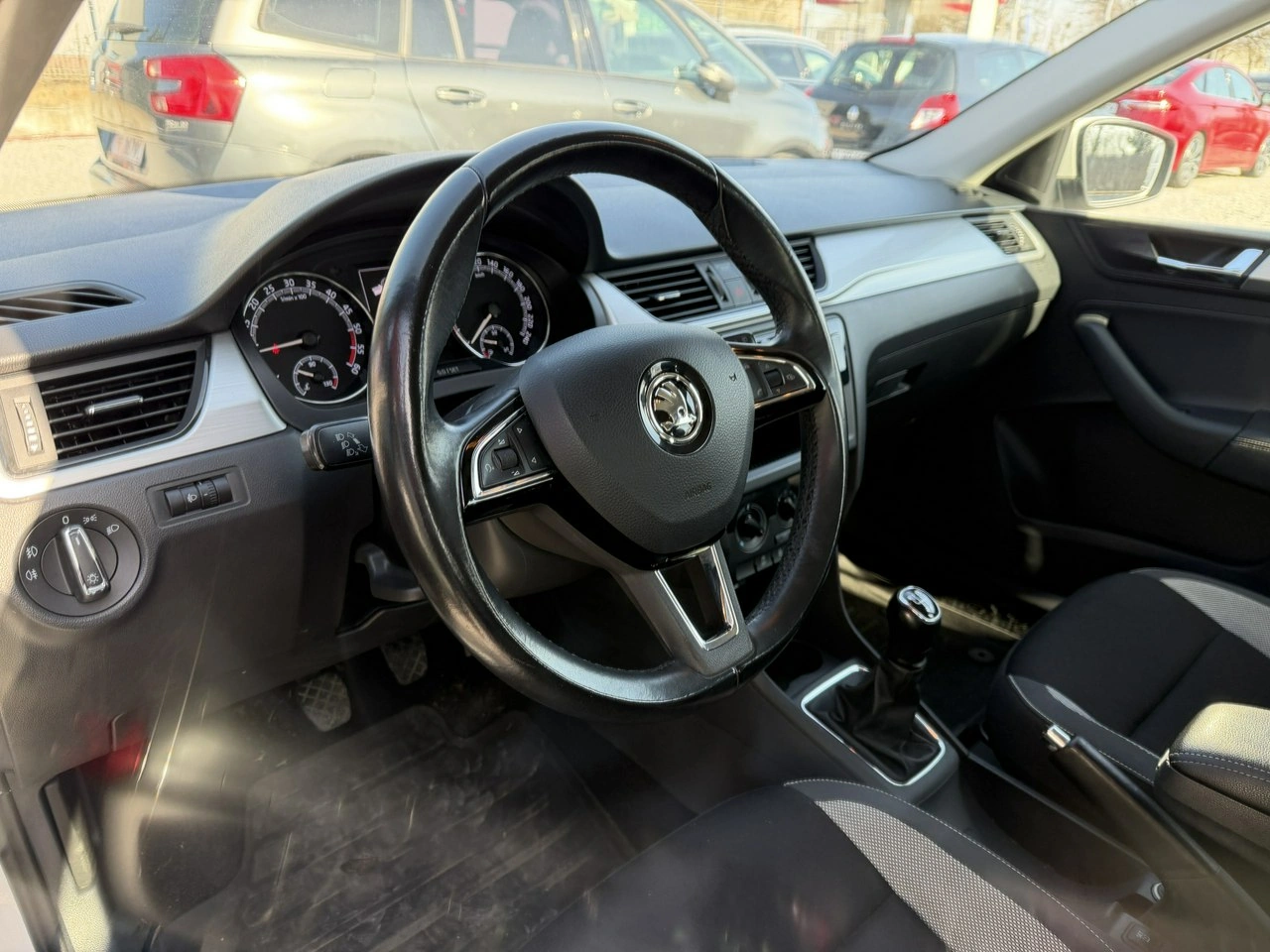 Skoda RAPID - Zdjęcie 13