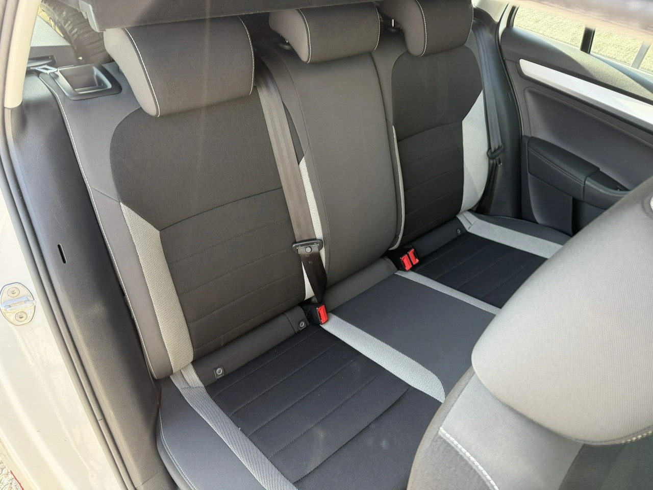 Skoda RAPID - Zdjęcie 27