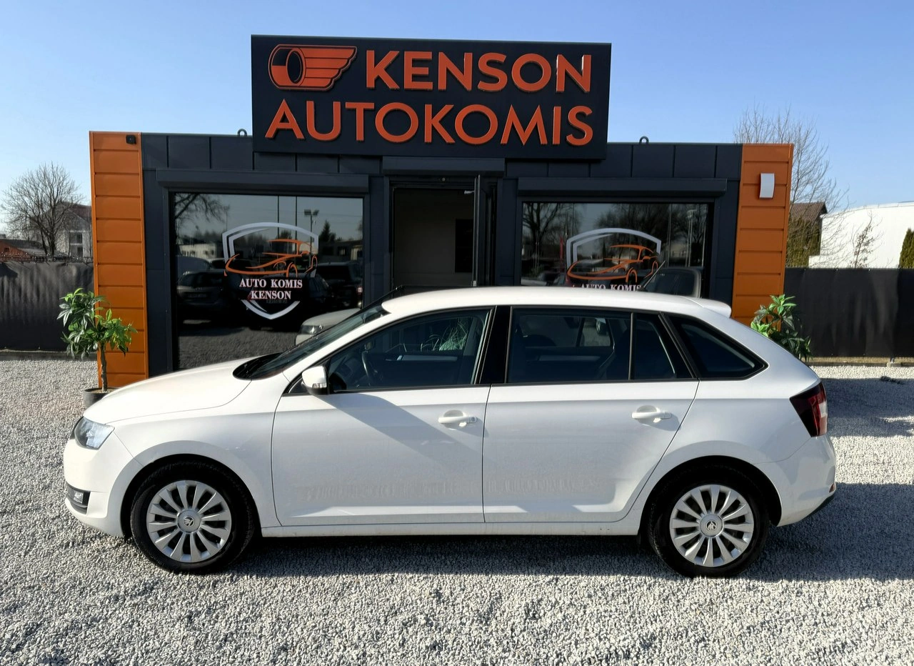 Skoda RAPID - Zdjęcie 4