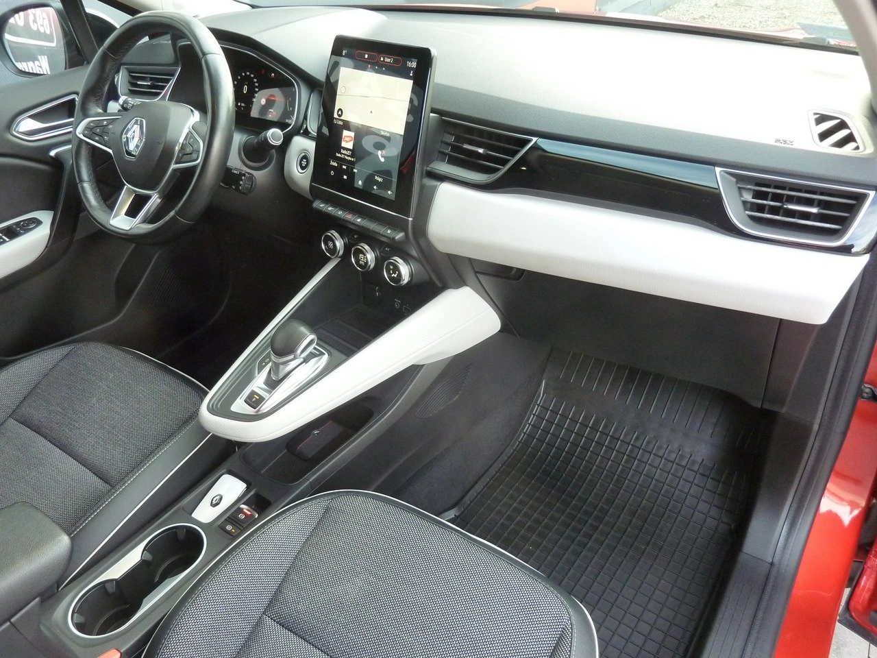 Renault Captur - Zdjęcie 12