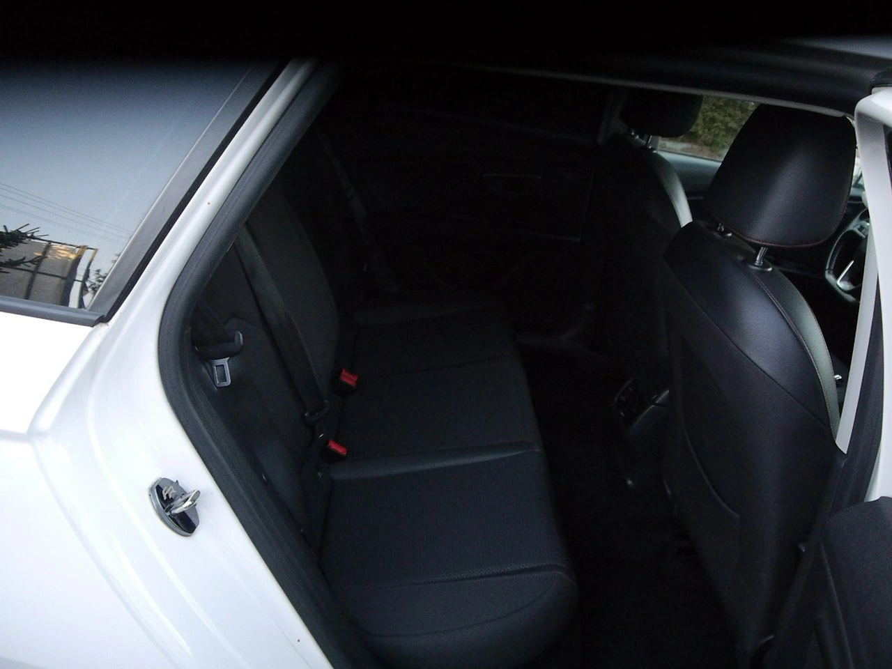 Seat Leon - Zdjęcie 26