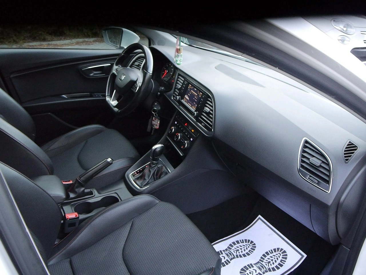 Seat Leon - Zdjęcie 27