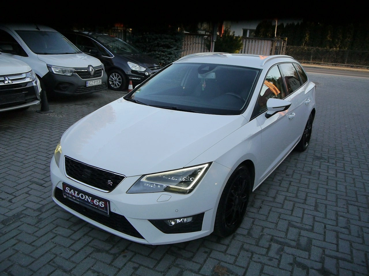 Seat Leon - Zdjęcie 3