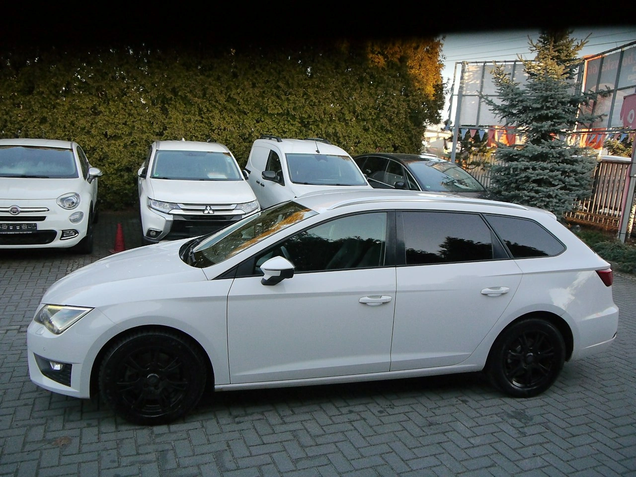 Seat Leon - Zdjęcie 9