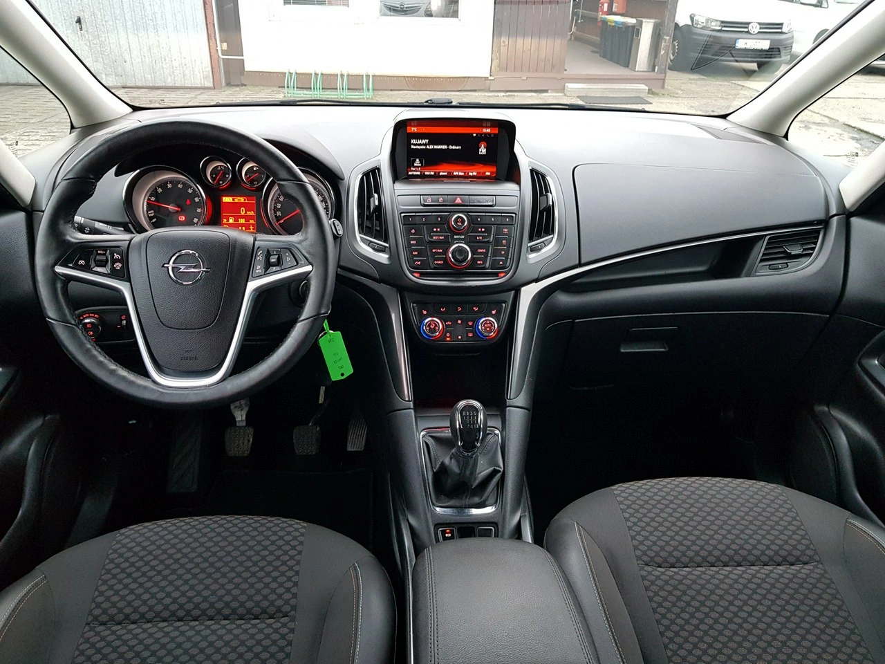 Opel Zafira - Zdjęcie 11