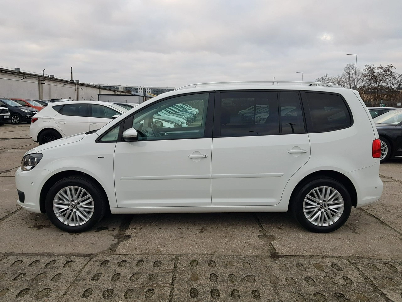 Volkswagen Touran - Zdjęcie 7