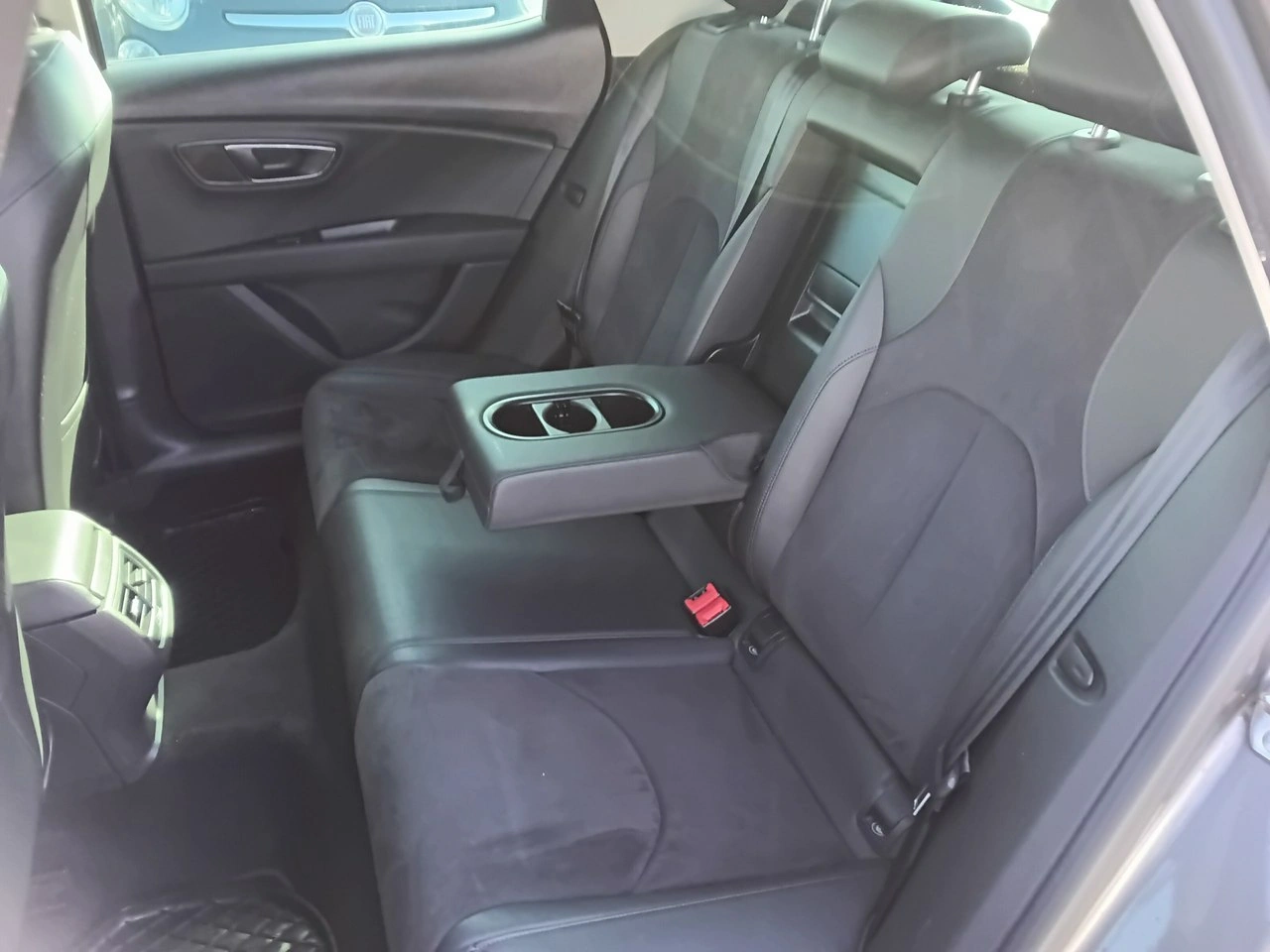 Seat Leon - Zdjęcie 9