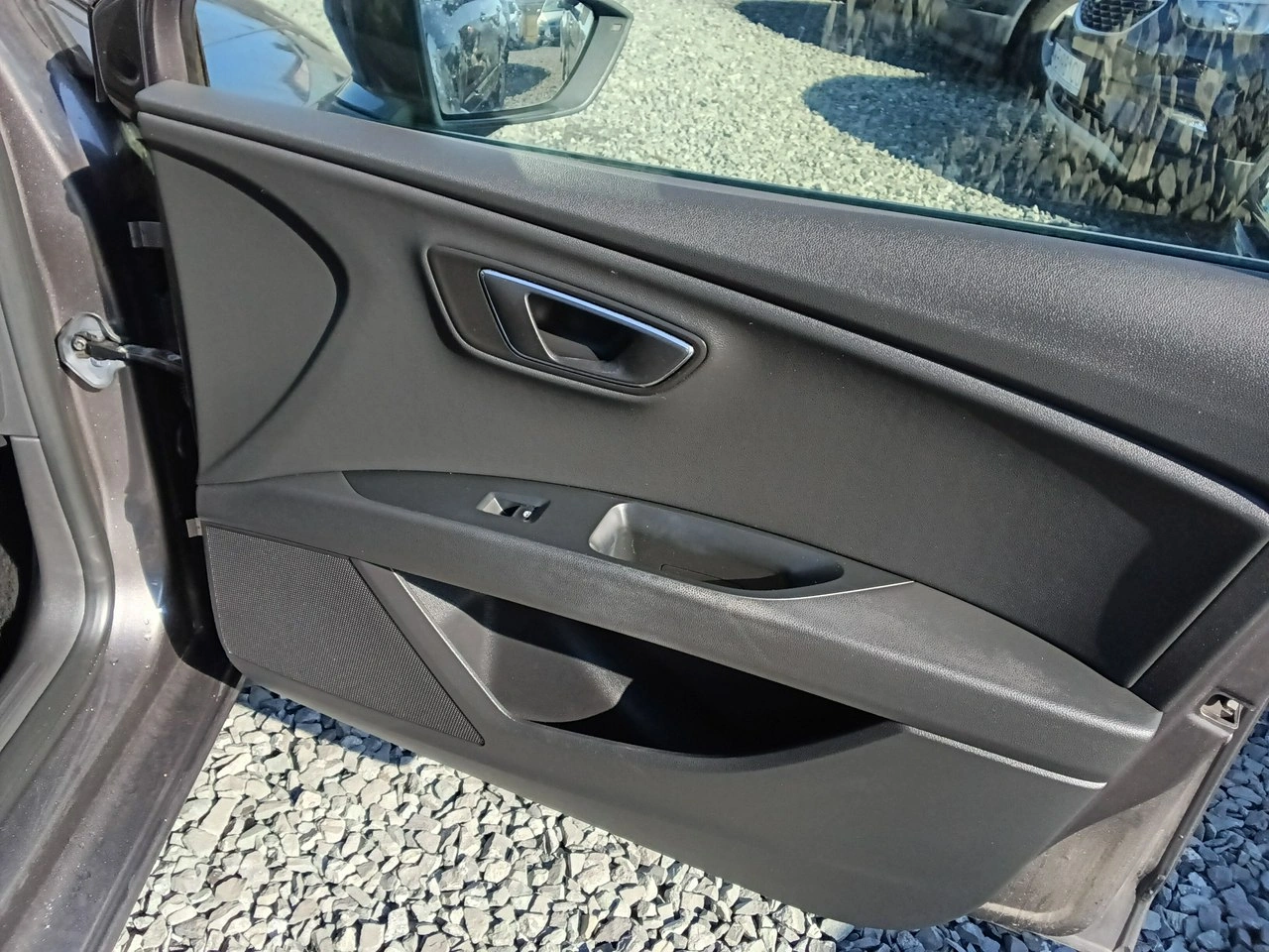 Seat Leon - Zdjęcie 22