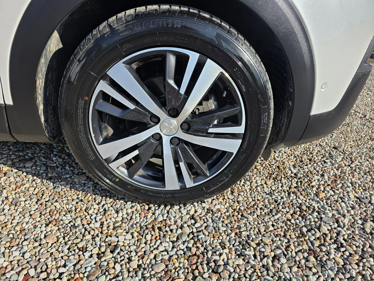 Peugeot 3008 - Zdjęcie 14