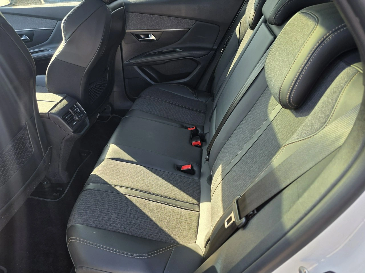 Peugeot 3008 - Zdjęcie 6