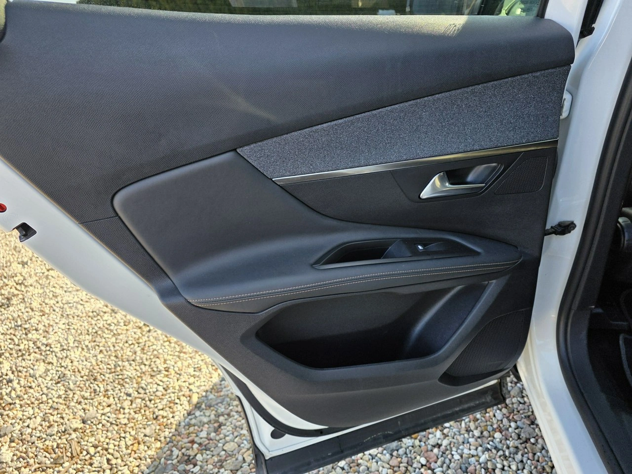 Peugeot 3008 - Zdjęcie 8