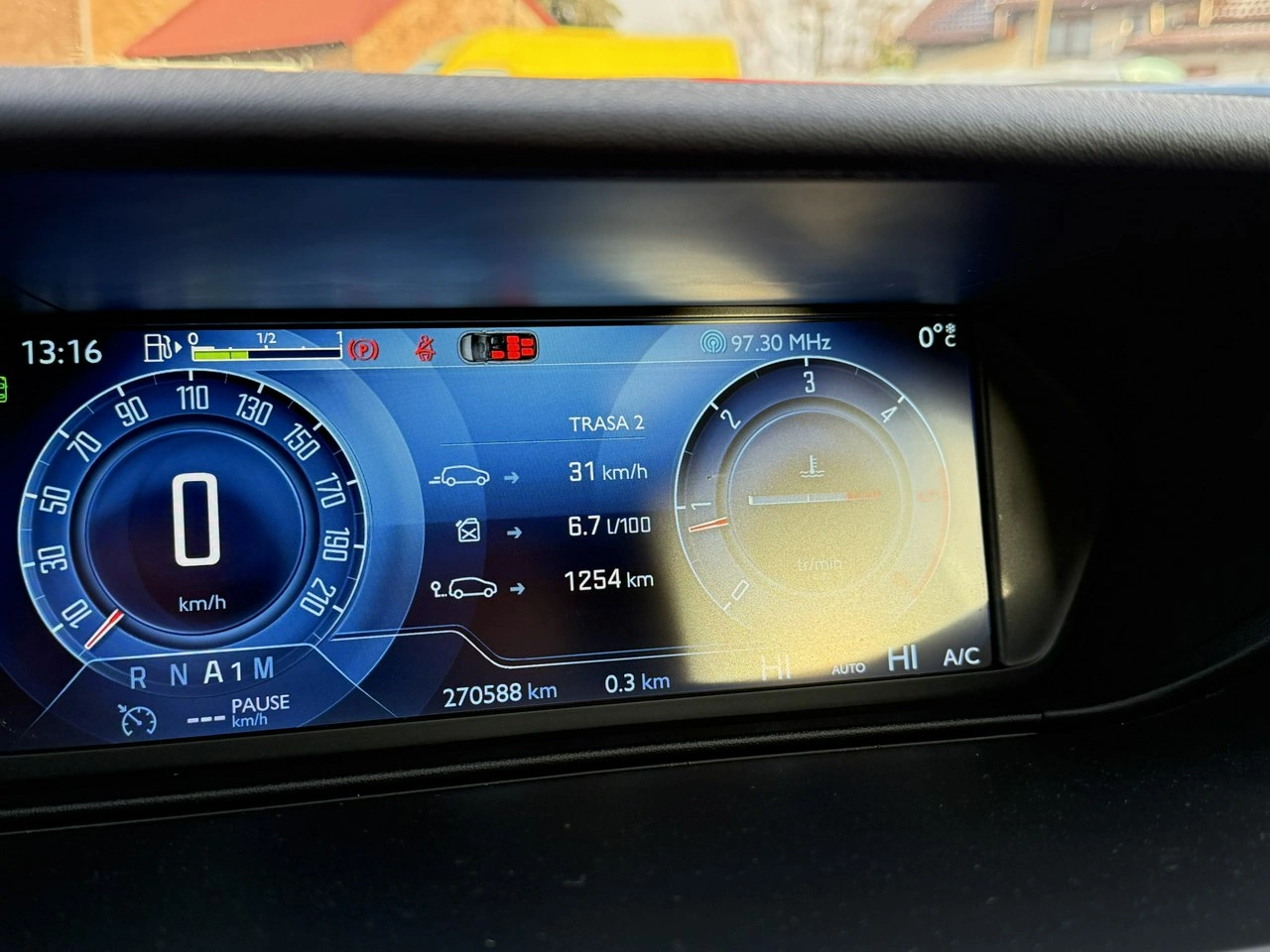 Citroën C4 Grand Picasso - Zdjęcie 23