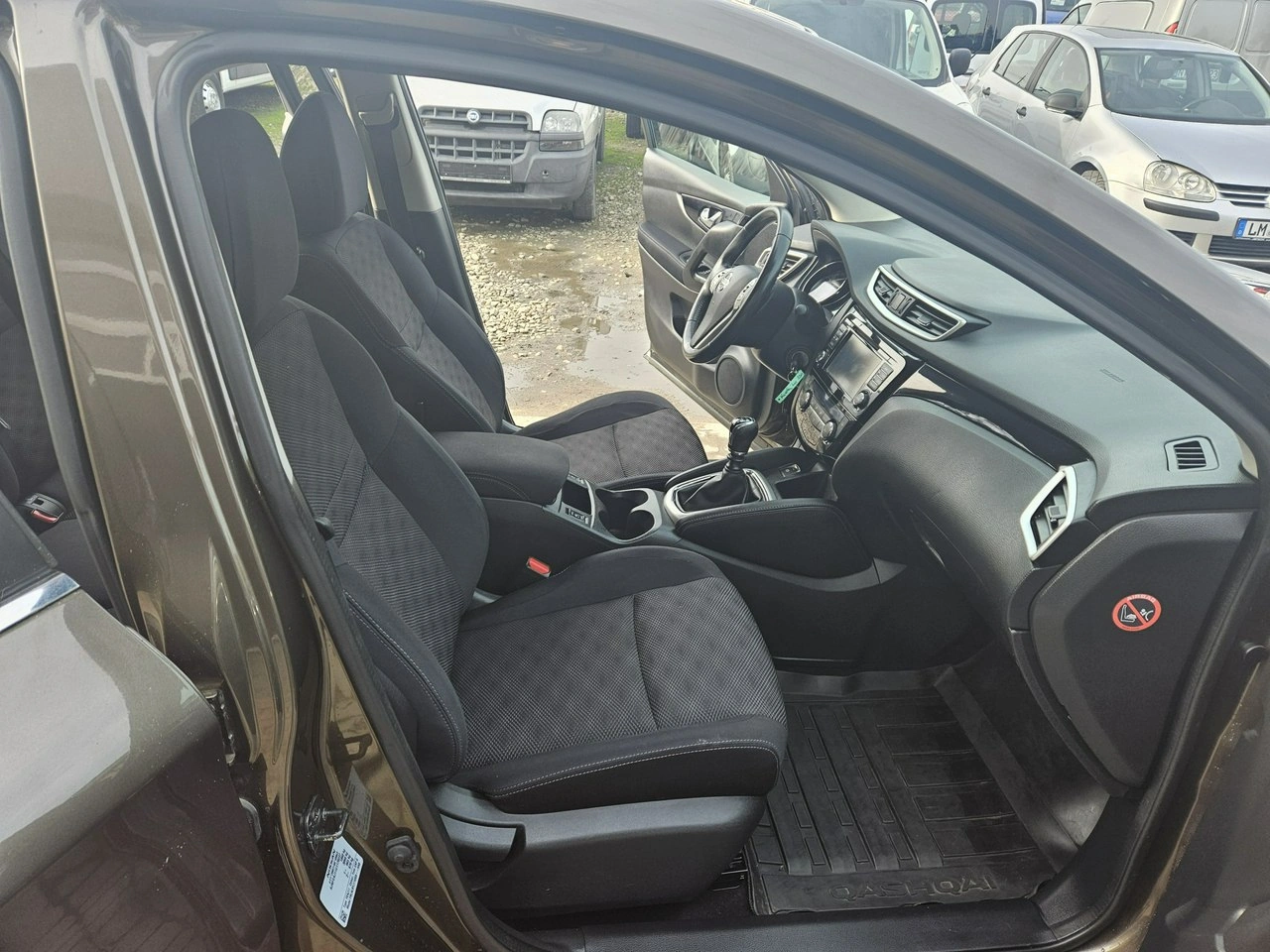 Nissan Qashqai - Zdjęcie 9