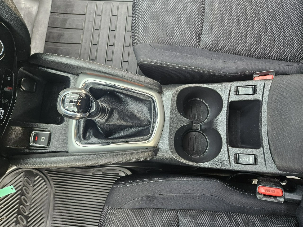 Nissan Qashqai - Zdjęcie 12