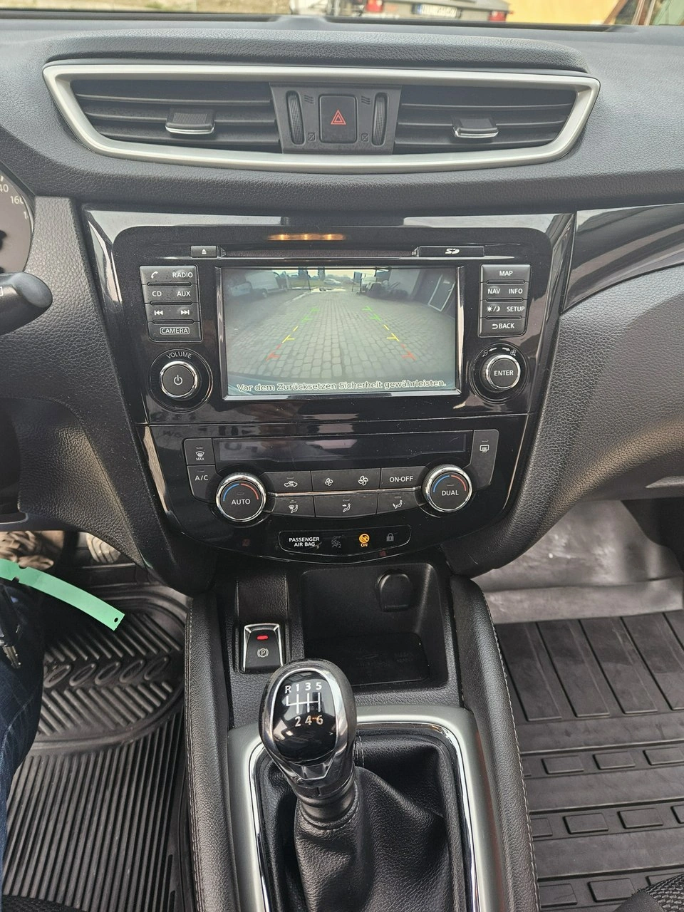 Nissan Qashqai - Zdjęcie 13