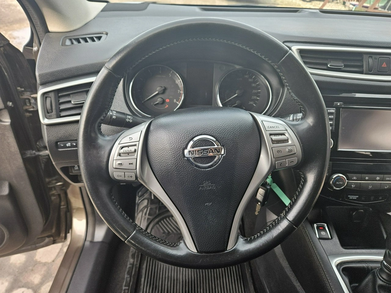 Nissan Qashqai - Zdjęcie 15