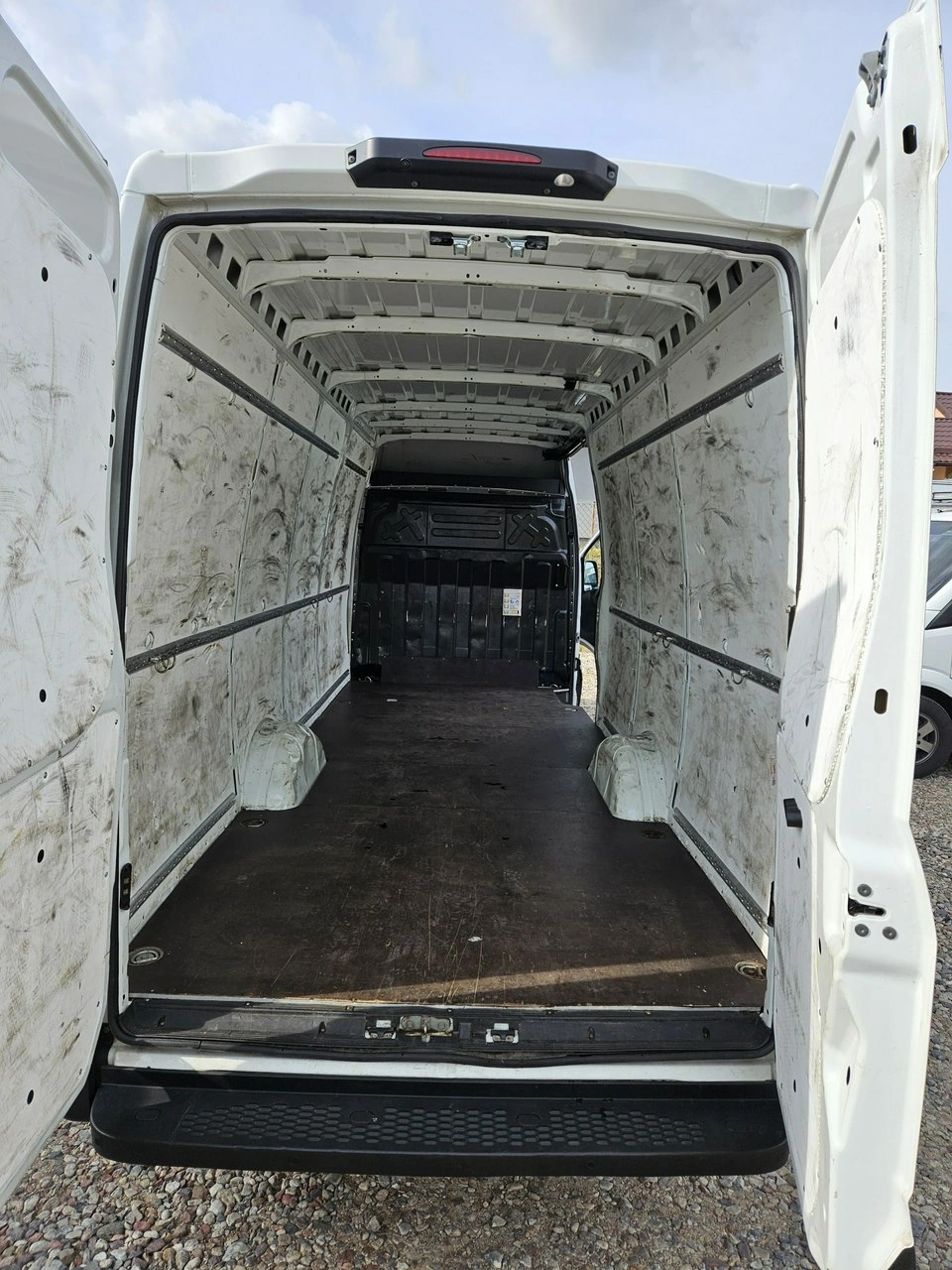 Iveco Daily 35S18 - Zdjęcie 18