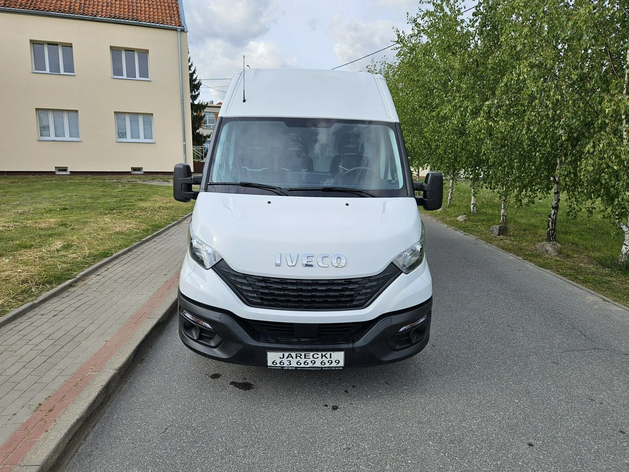 Iveco Daily 35S18 - Zdjęcie 1