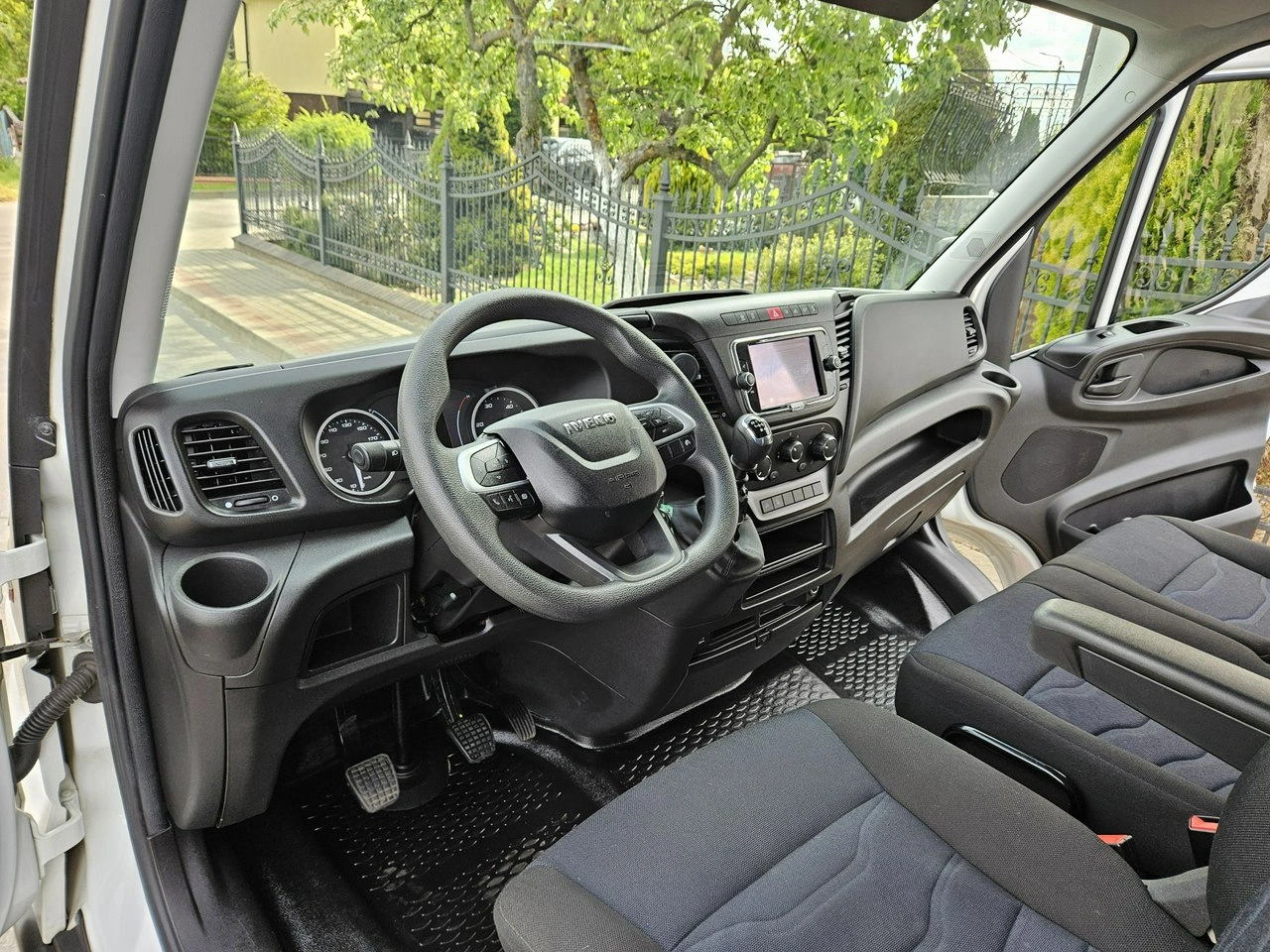 Iveco Daily 35S18 - Zdjęcie 7