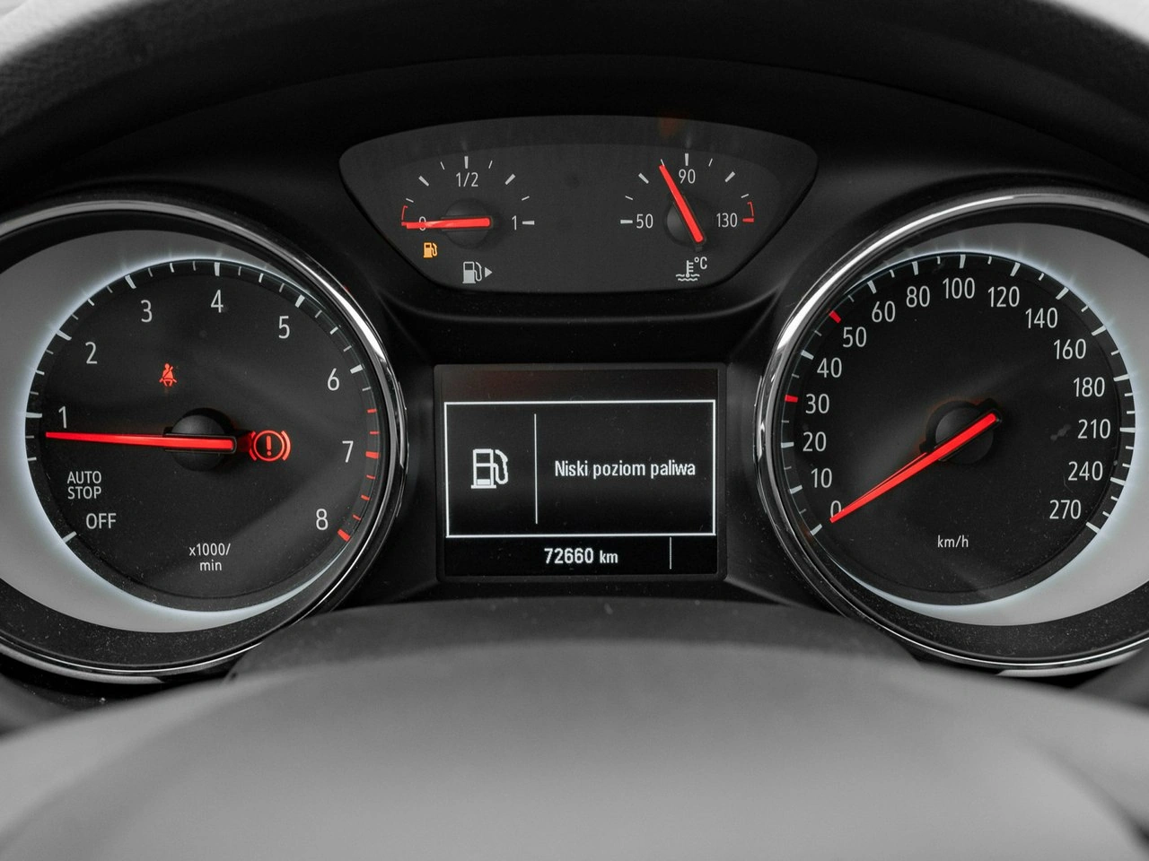 Opel Astra - Zdjęcie 11