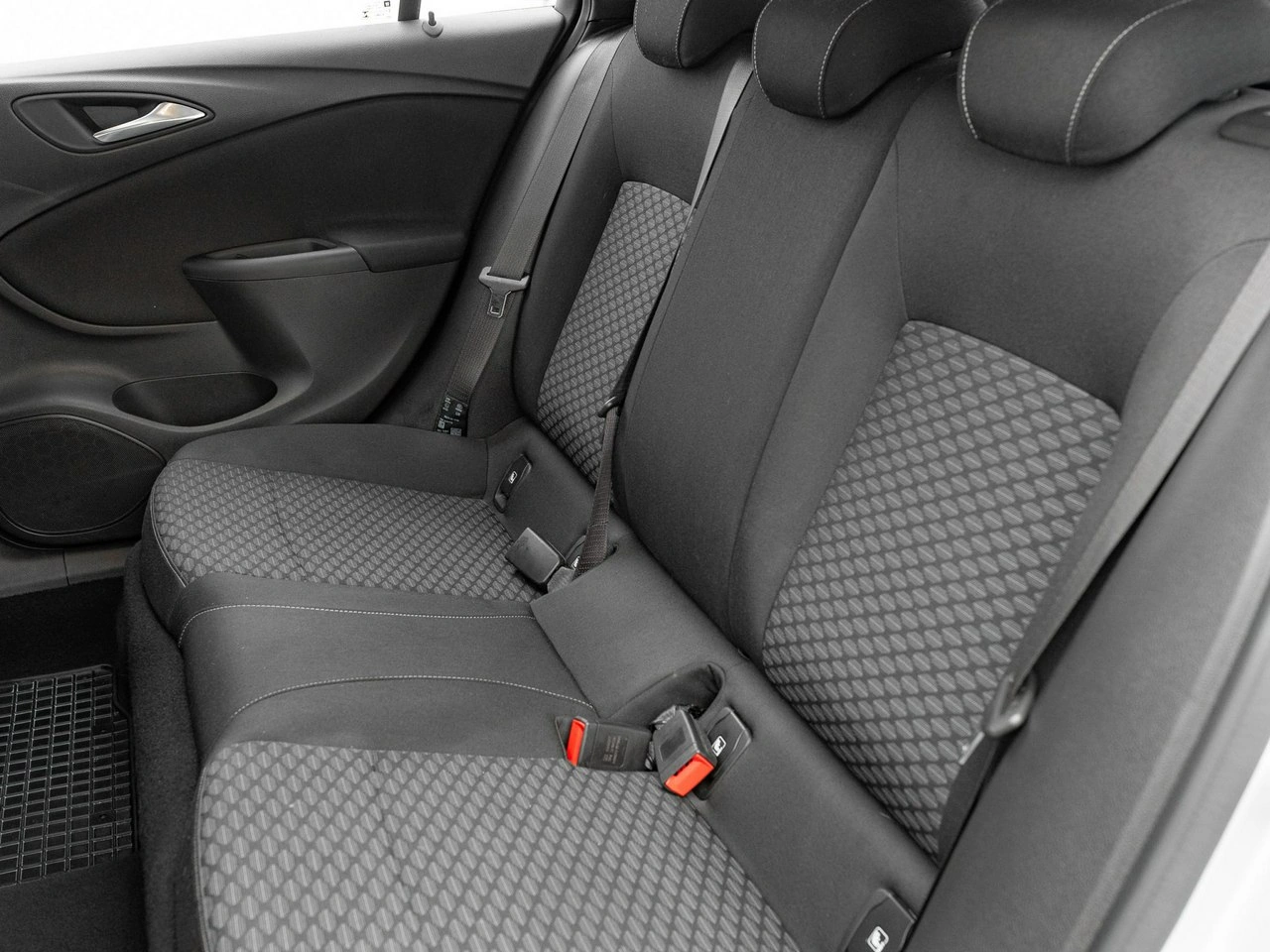 Opel Astra - Zdjęcie 22