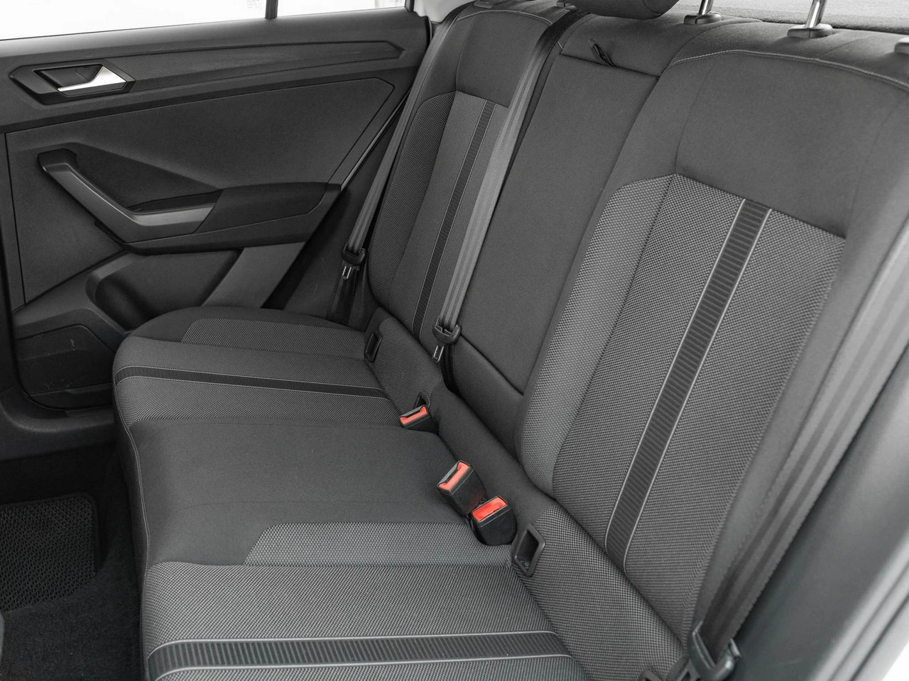 Volkswagen T-Roc - Zdjęcie 28