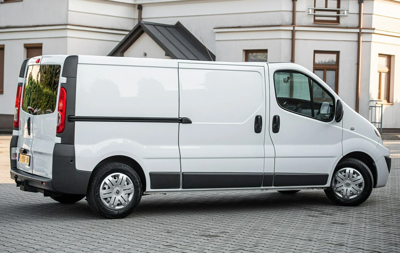 Renault Trafic - Zdjęcie 13