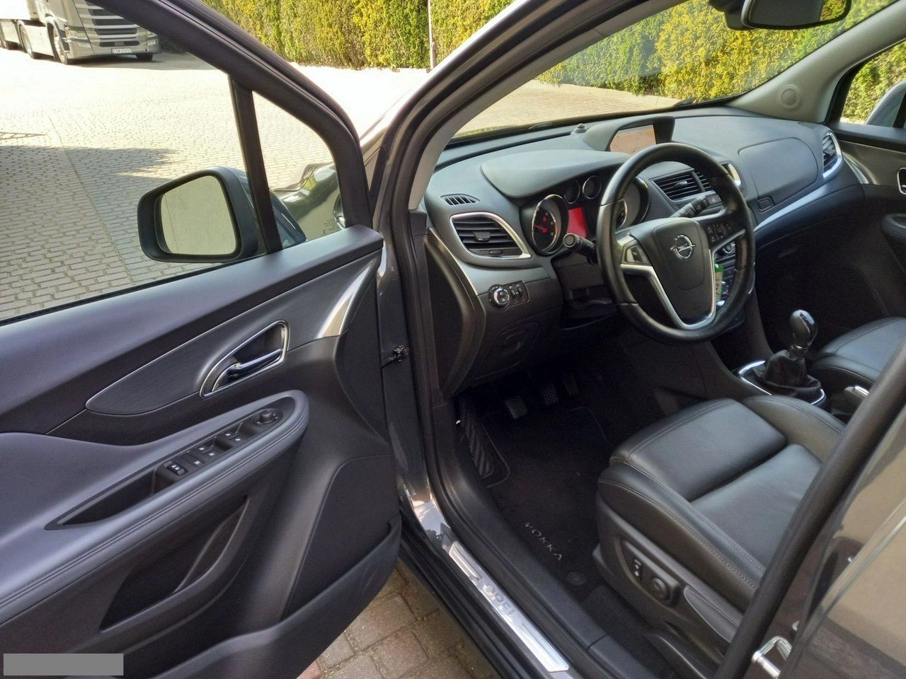 Opel Mokka - Zdjęcie 28