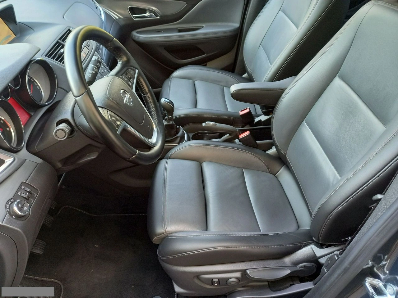 Opel Mokka - Zdjęcie 30