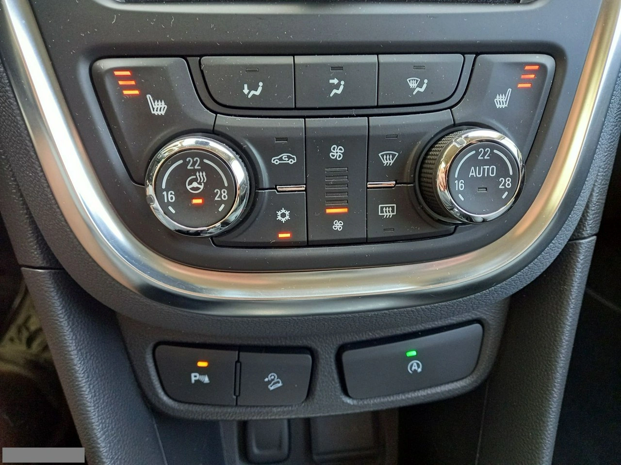 Opel Mokka - Zdjęcie 35