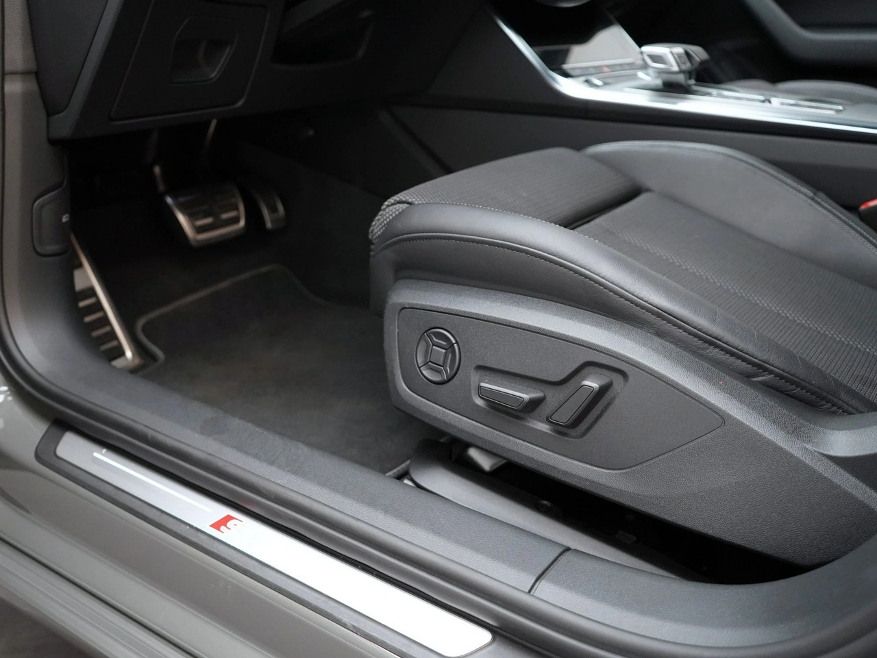 Audi A6 - Zdjęcie 16