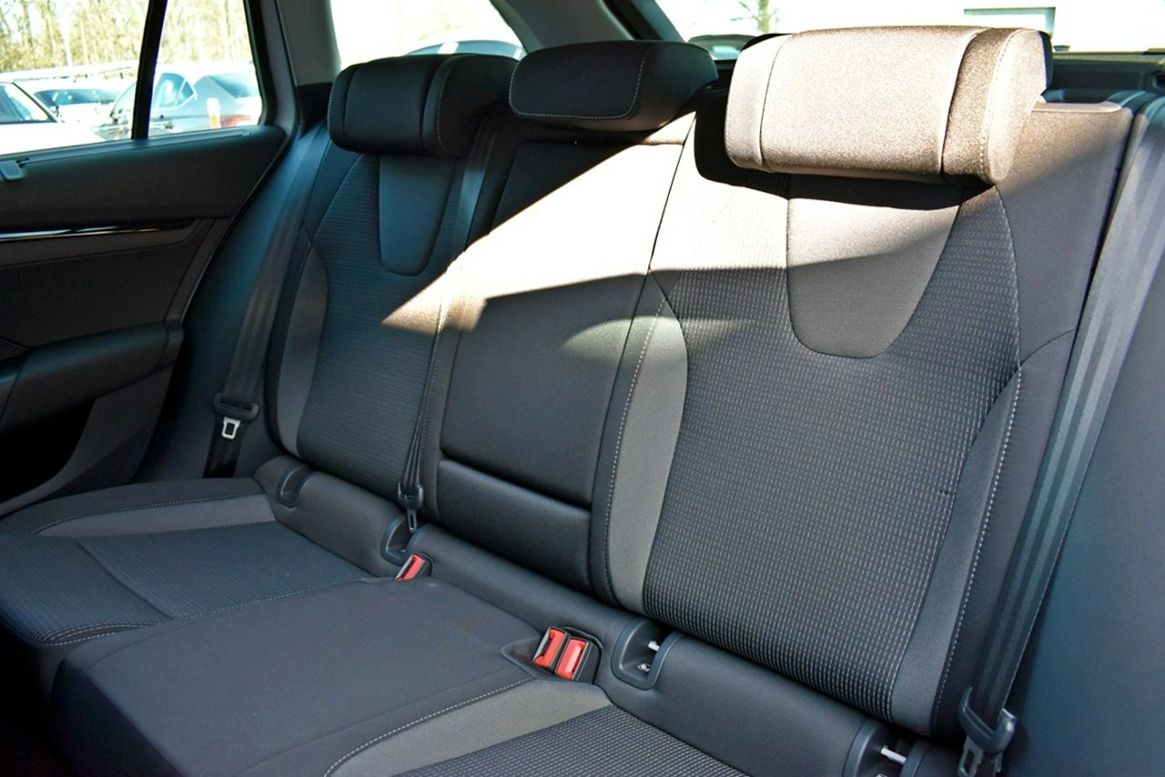 Skoda Octavia - Zdjęcie 11