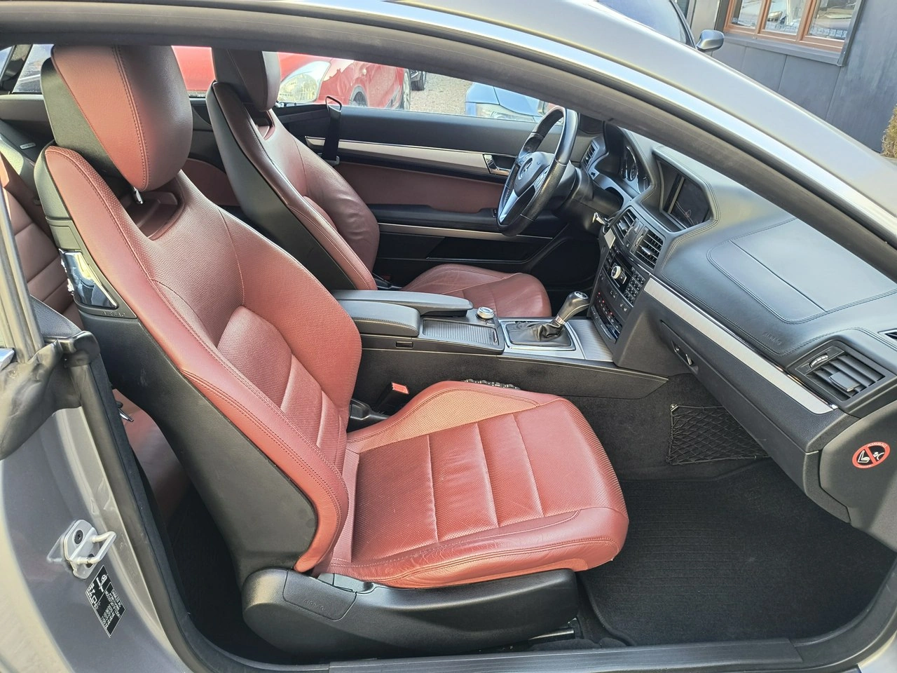 Mercedes E 250 - Zdjęcie 17