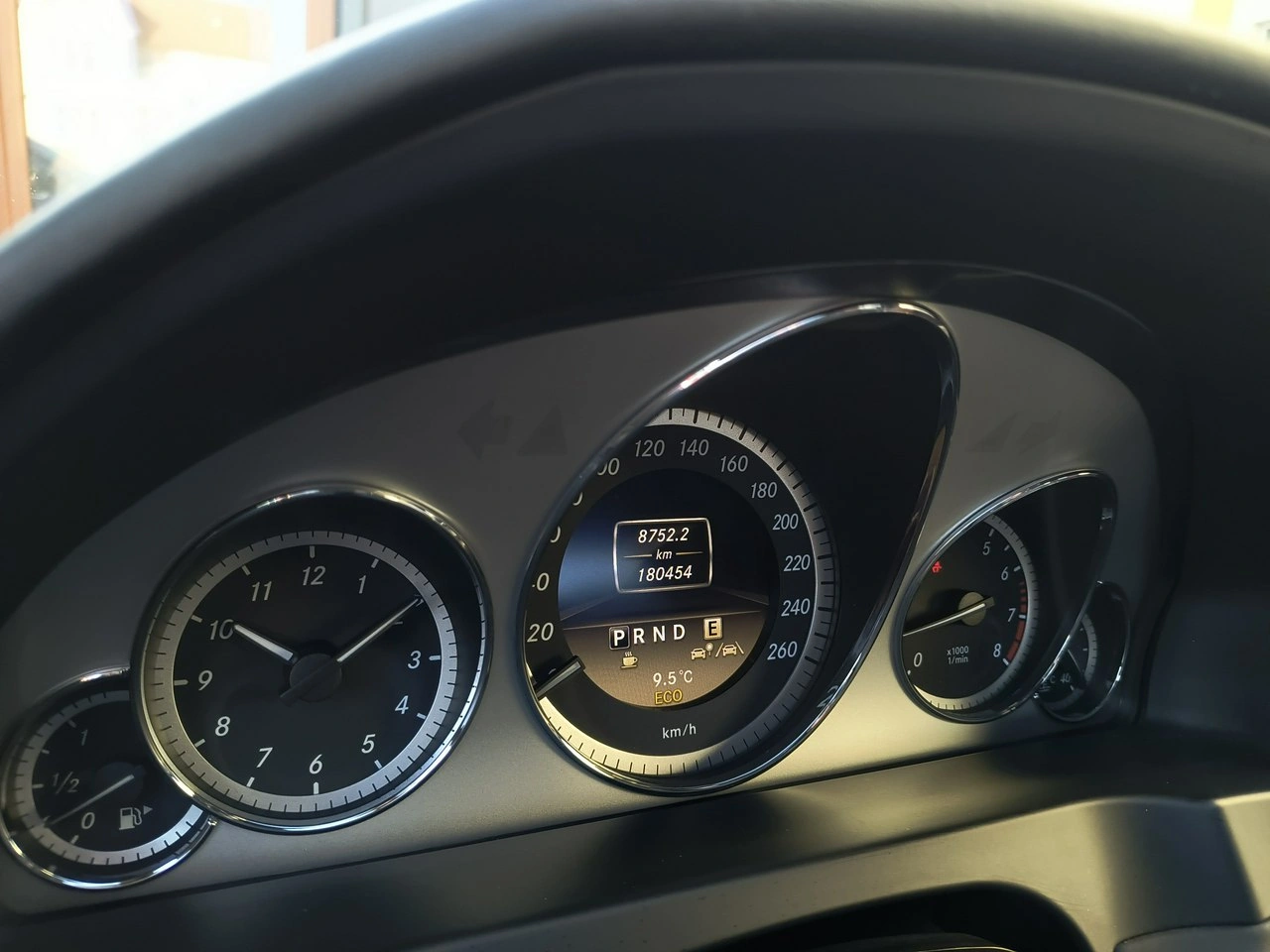 Mercedes E 250 - Zdjęcie 16