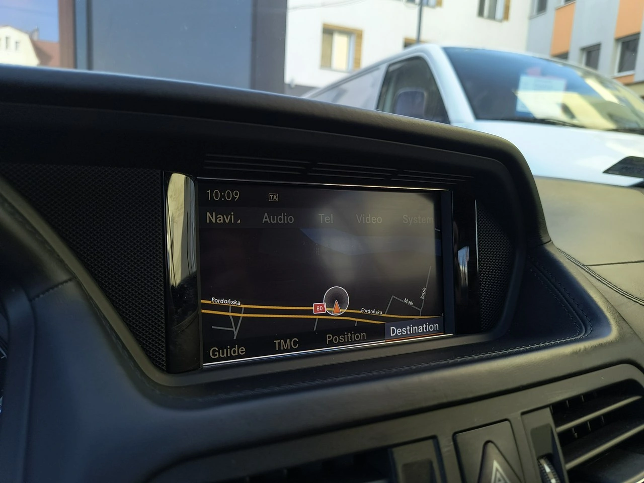 Mercedes E 250 - Zdjęcie 21