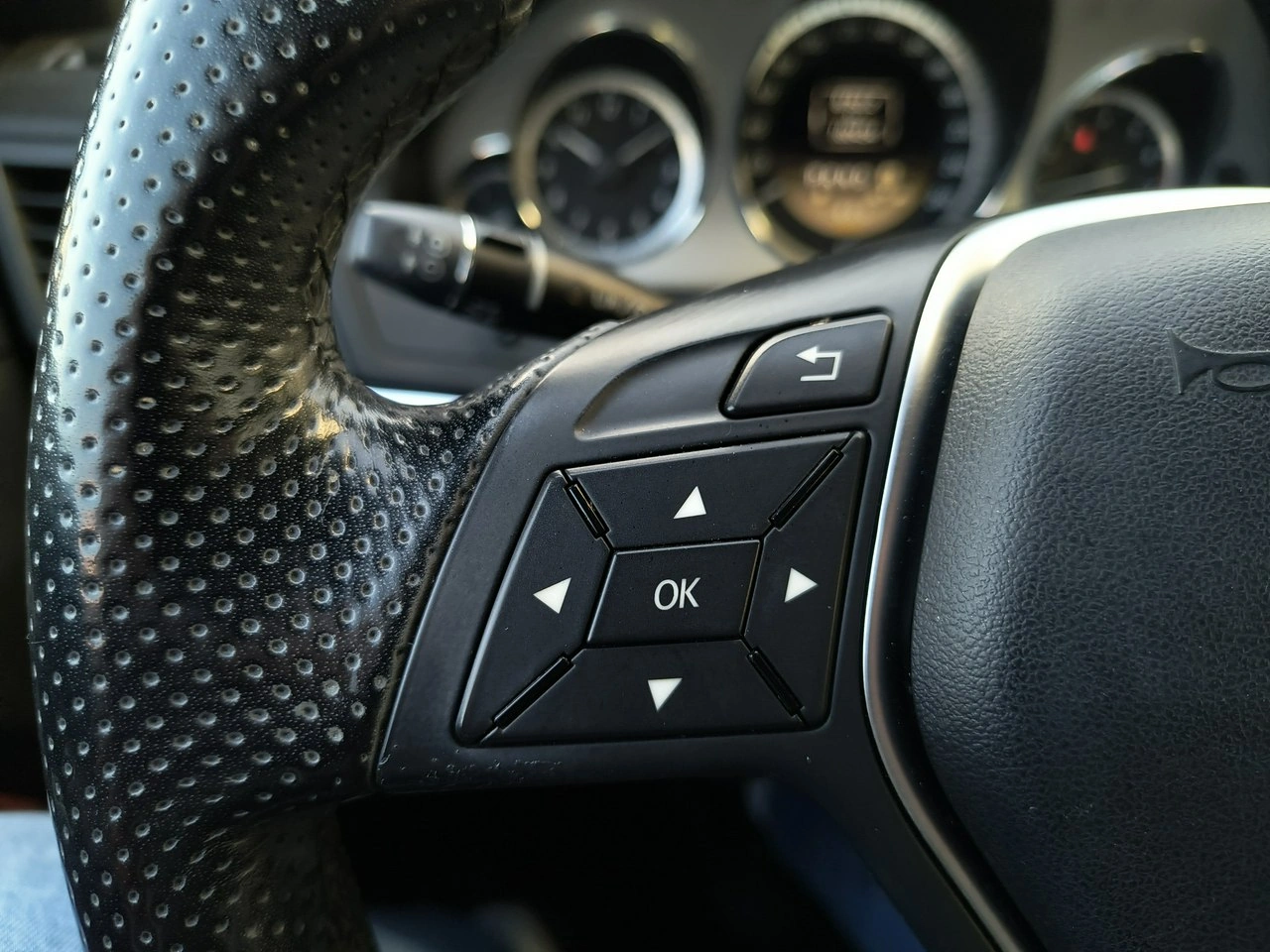 Mercedes E 250 - Zdjęcie 21