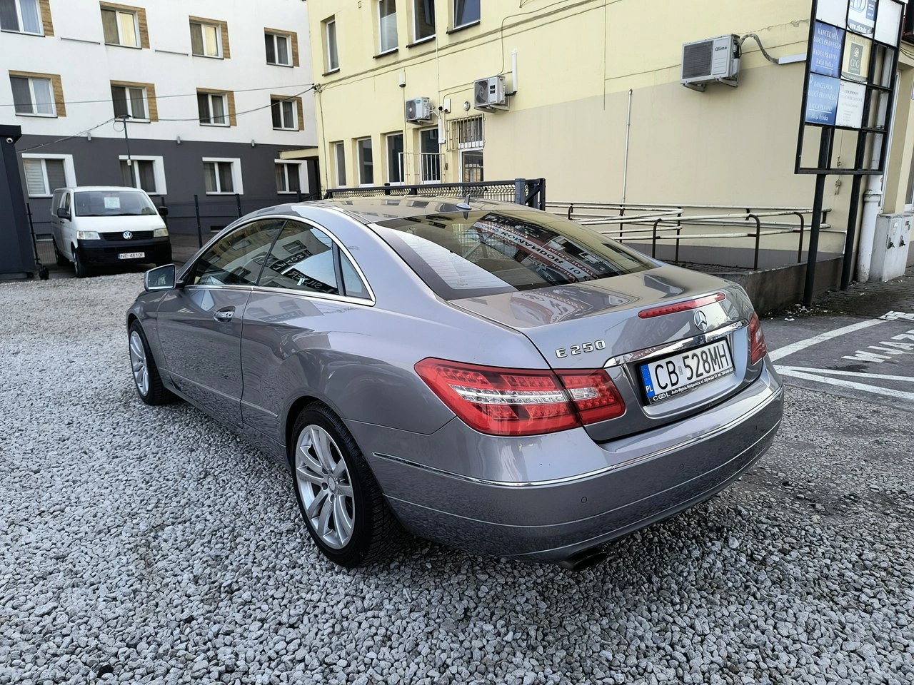 Mercedes E 250 - Zdjęcie 5
