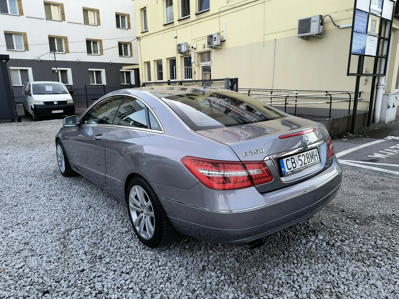 Mercedes E 250 - Zdjęcie 5