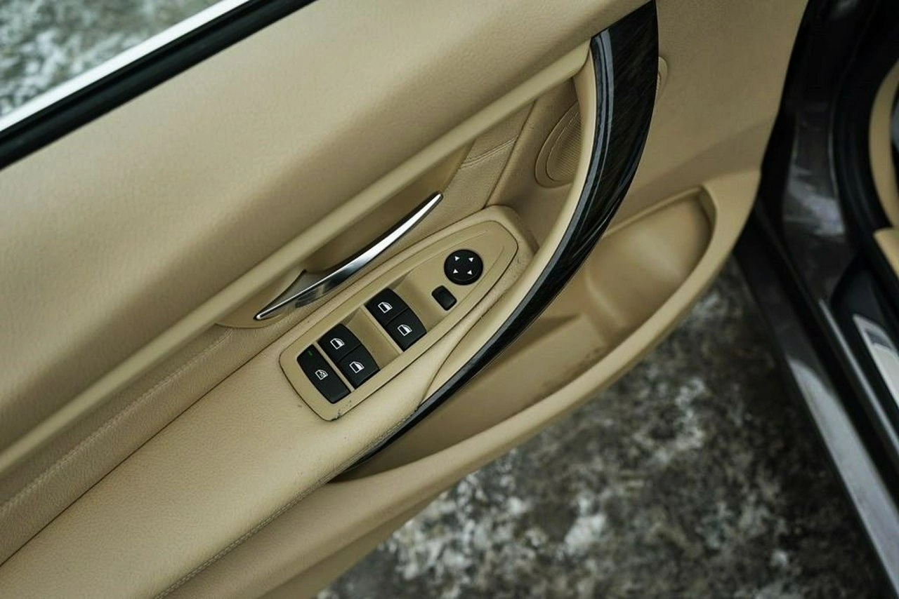 BMW 320 - Zdjęcie 16