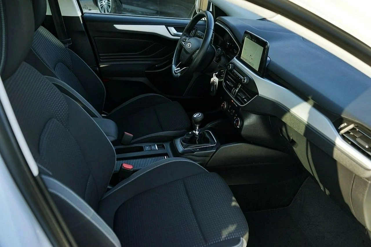 Ford Focus - Zdjęcie 11