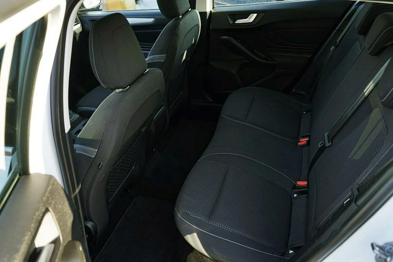 Ford Focus - Zdjęcie 12
