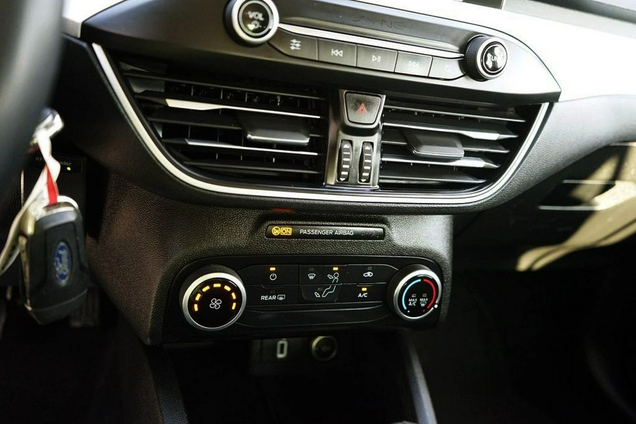 Ford Focus - Zdjęcie 20