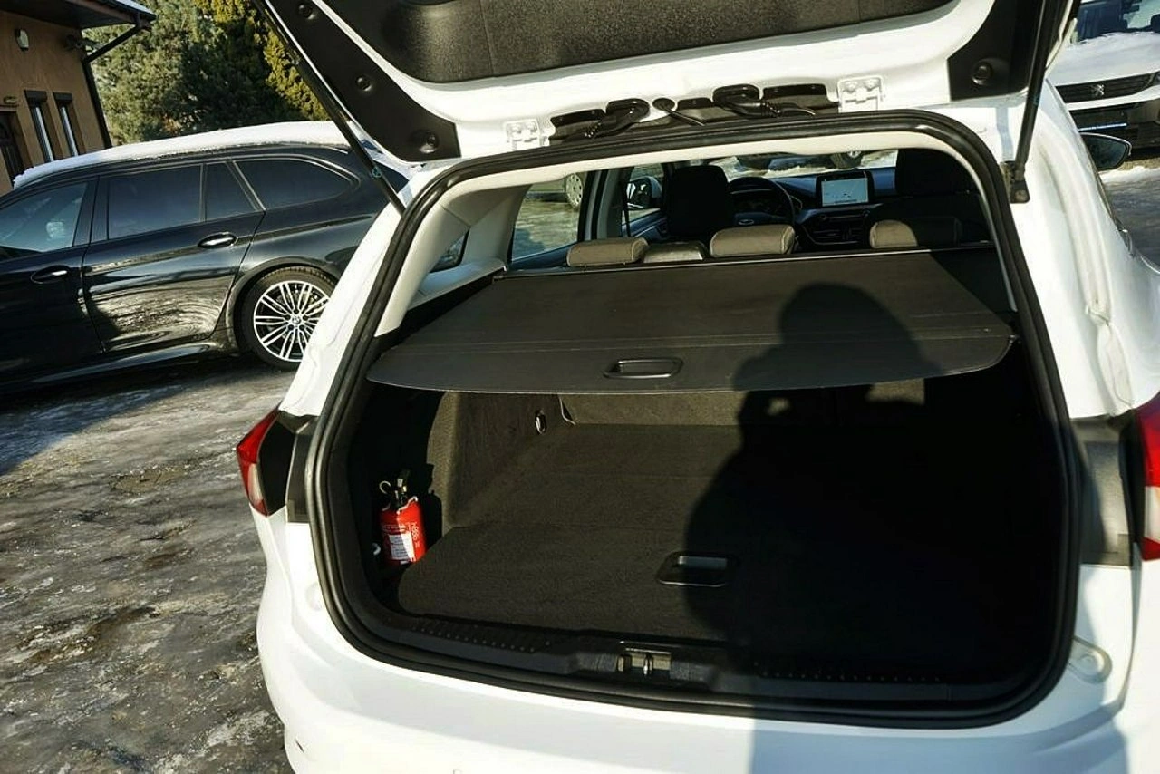 Ford Focus - Zdjęcie 24