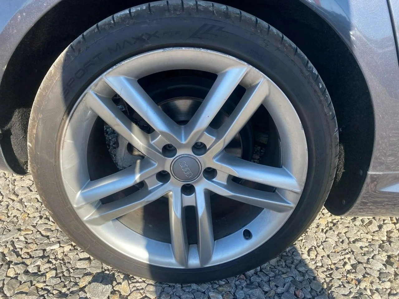 Audi A8 - Zdjęcie 10