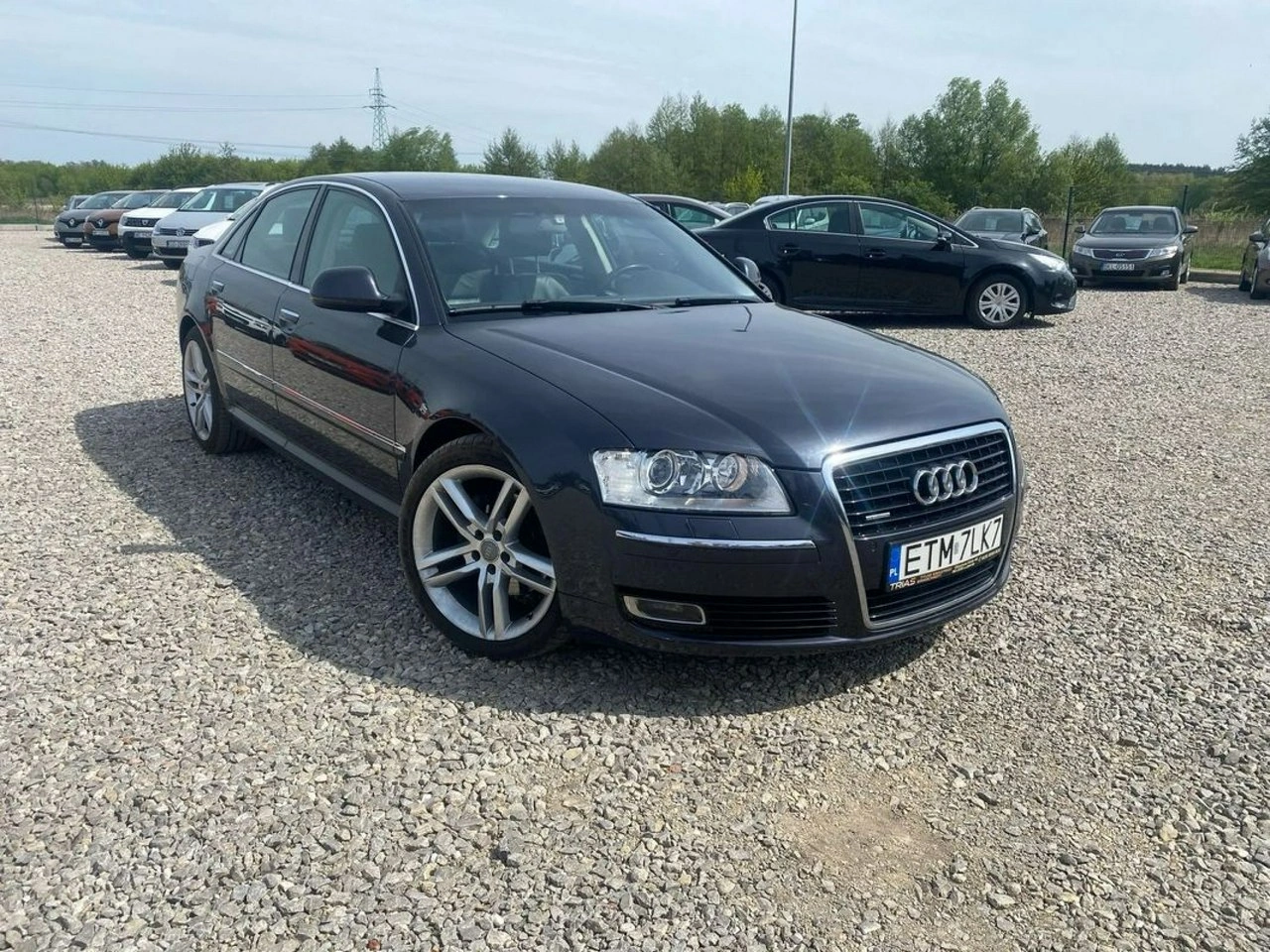 Audi A8 - Zdjęcie 2