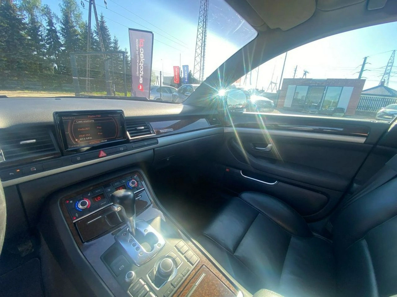 Audi A8 - Zdjęcie 20