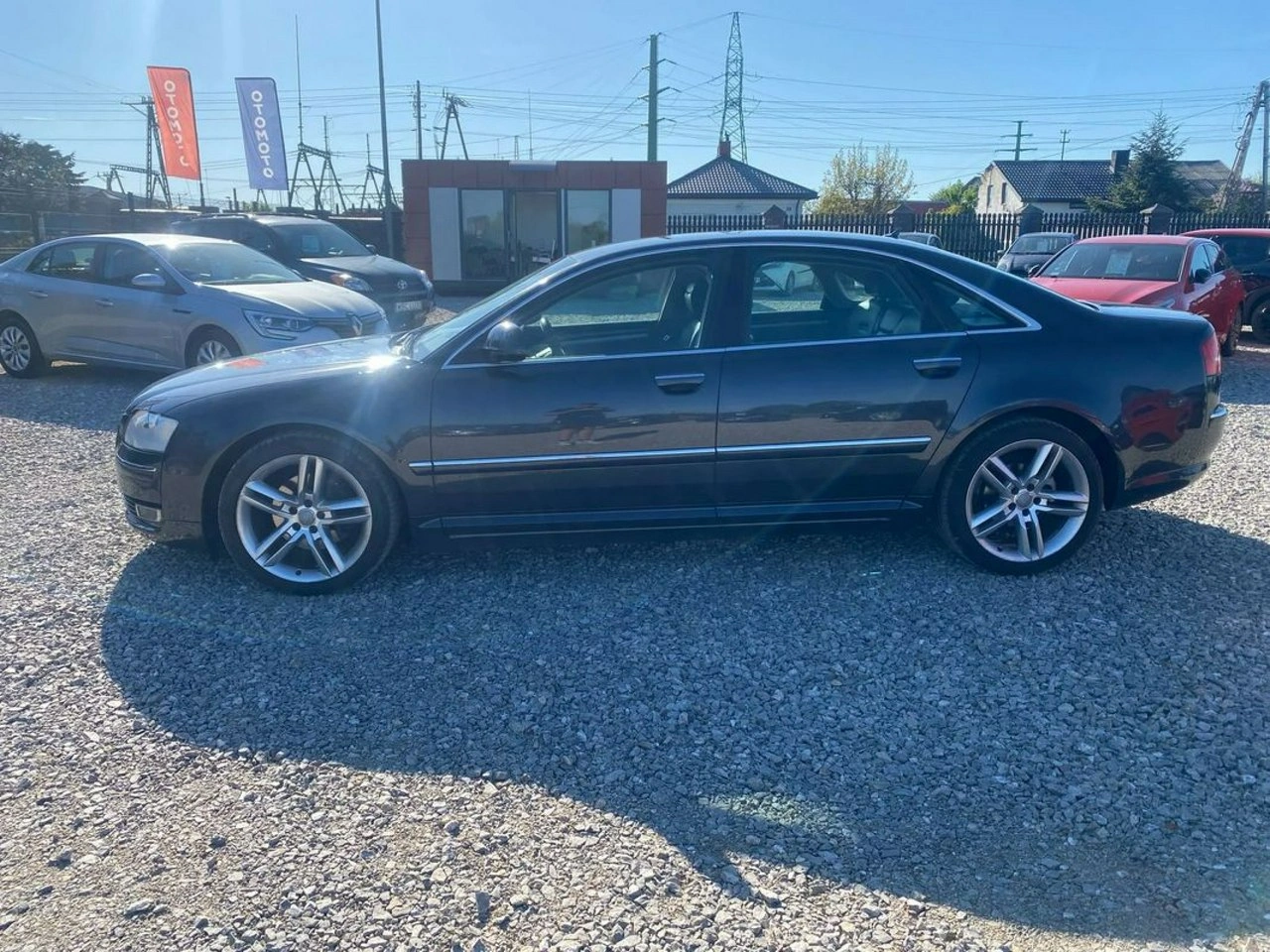 Audi A8 - Zdjęcie 4