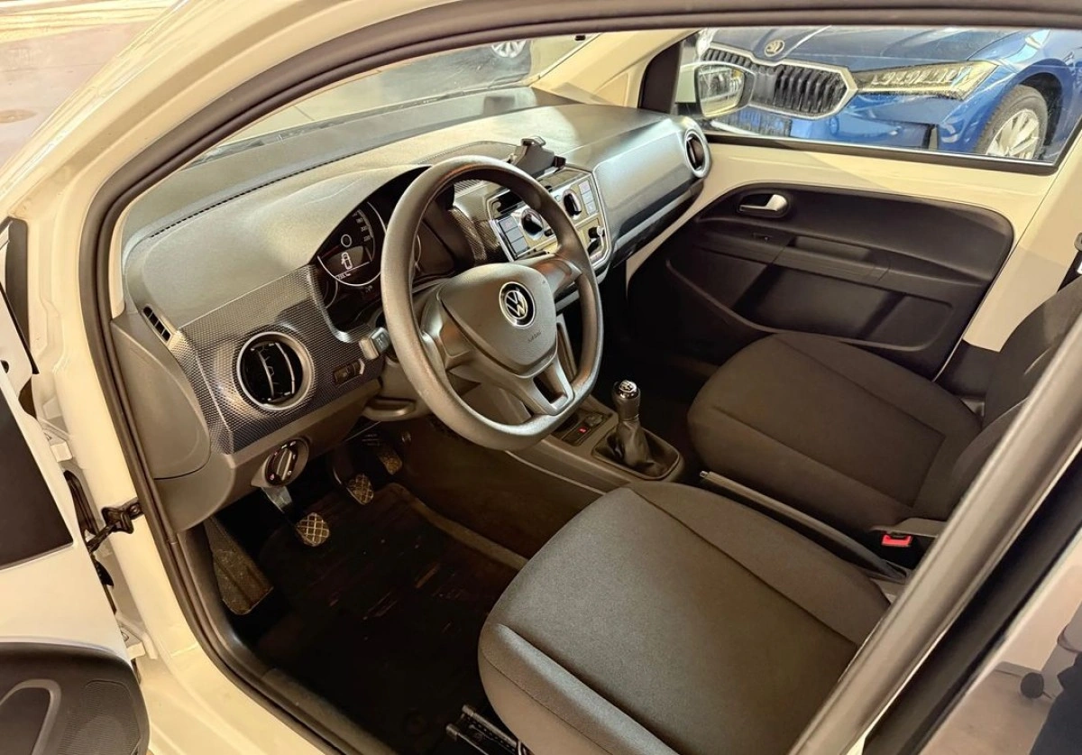 Volkswagen up! - Zdjęcie 19